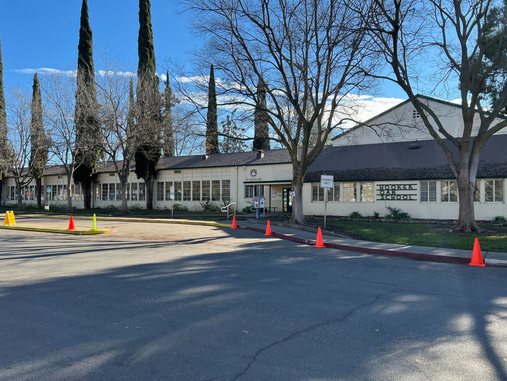 Hooker Oak School